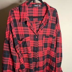 red + black women’s plaid button down shirt
